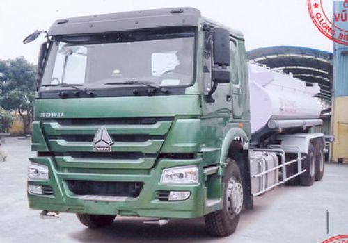 Xe phun nước rửa đường 18 khối