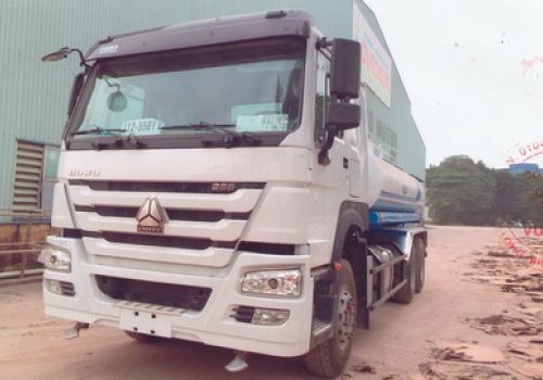 Xe phun nước rửa đường 12 khối Howo