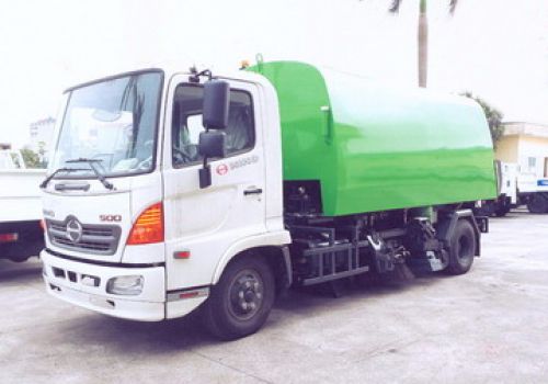 Xe quét đường hút bụi 5 khối hino FC