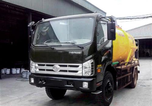 Xe hút bùn hút chất thải 5 khối 2 cầu chiến thắng