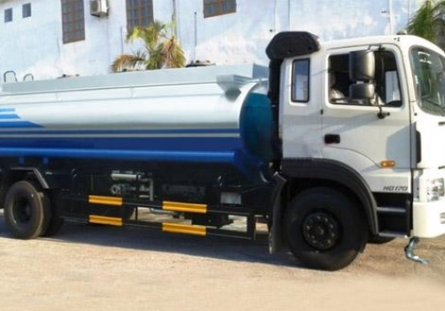 Xe phun nước rửa đường Hyundai HD170 8m3