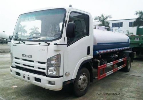 Xe phun nước rửa đường Isuzu 6m3