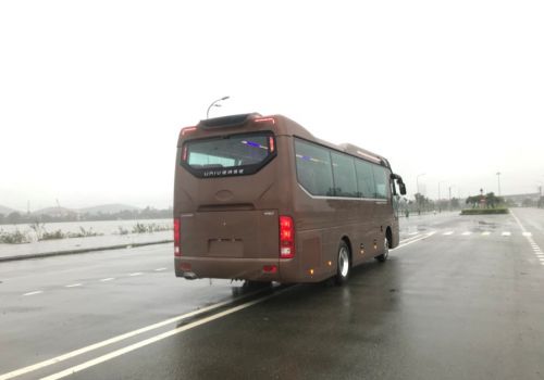 Xe phun nước rửa đường 8 khối isuzu