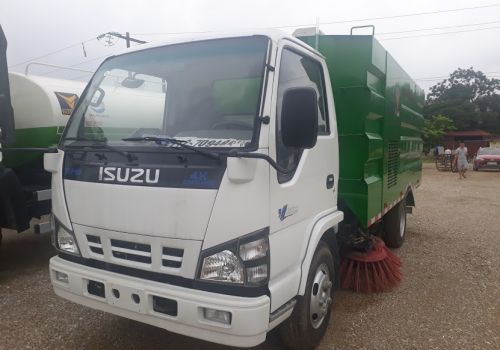 Xe quét đường Isuzu 5m3