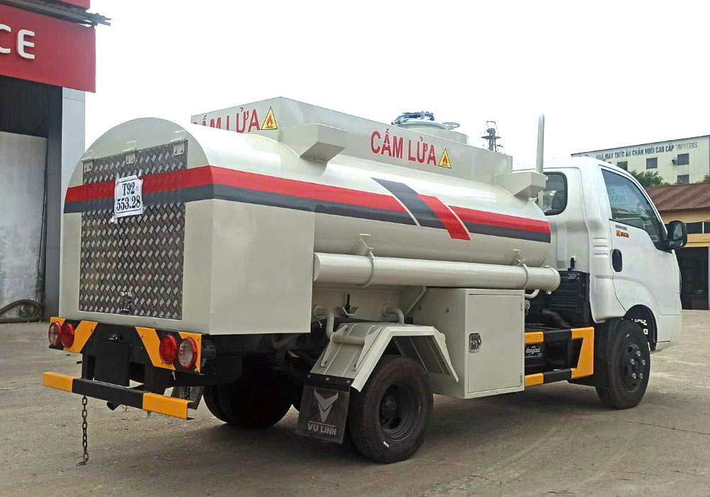 xe-cho-xang-dau-kia-k250-3m3-3