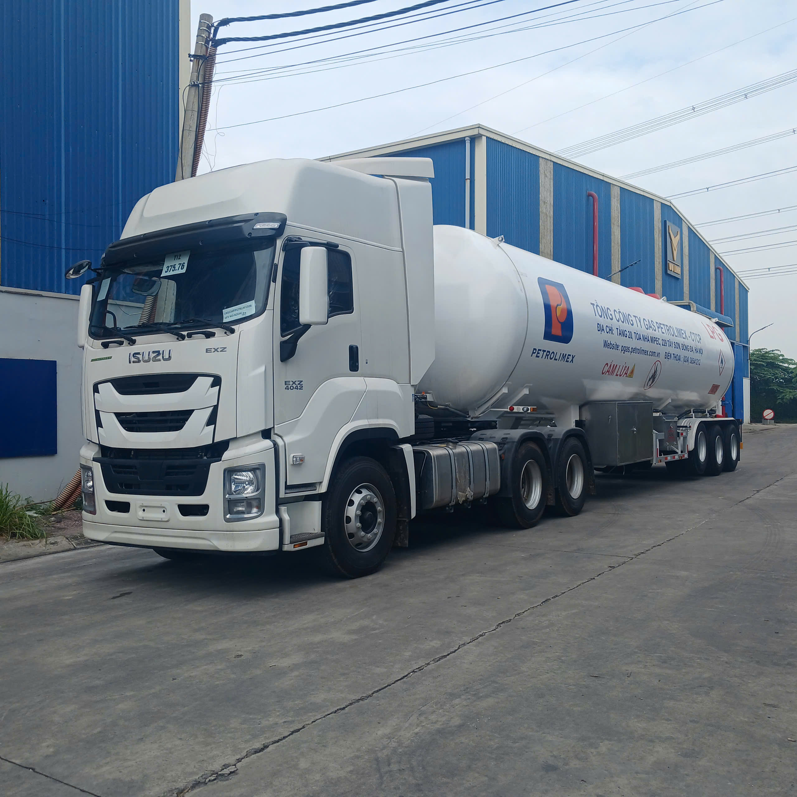 z6693201112549_087f8be4a232449340a5e34ea68d8442