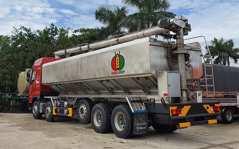 xe-cho-cam-truc-vit-chenglong-32-khoi-van-hanh-dien-3-pha-cabin-do-2