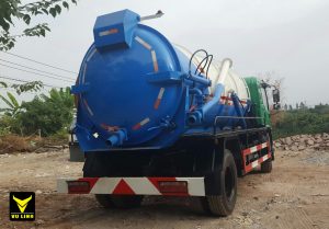 xe hút bùn, hút chất thải 9 khối Howo 4 xe hút bùn, hút chất thải 9 khối Howo nhập khẩu