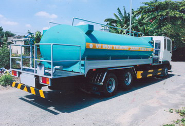 xe phun nước rửa đường 12 khối HYUNDAI HD210 4 xe phun nước rửa đường 12 khối HYUNDAI HD210