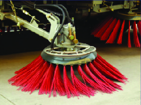 Xe quét đường hút bụi 5 khối ISUZU 10 Chổi quét đường