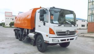 xe quét đường hút bụi 6 khối Hino FM 3 xe quét đường hút bụi 6 khối Hino FM8JNSA 6x4