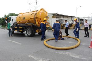 XE HÚT BÙN, HÚT CHẤT THẢI 7 KHỐI ISUZU NHẬP KHẨU NGUYÊN CHIẾC