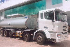 xe chở hóa chất, chở axít HCL 17 khối C&C 3 xe chở hóa chất, chở axít HCL 17 khối C&C