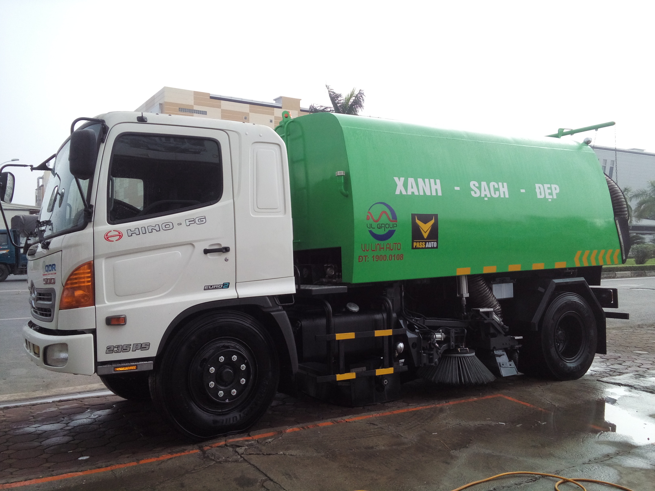 XE Ô TÔ QUÉT ĐƯỜNG 6M3 TRÊN XE CƠ SỞ XE HINO FG8JJSB 7 XE Ô TÔ QUÉT ĐƯỜNG 6M3 TRÊN XE CƠ SỞ XE HINO FG8JJSB 8