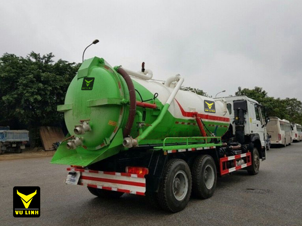 Xe hút bùn, hút chất thải 12 khối Howo nhập khẩu 4 Xe hút bùn, hút chất thải 12 khối Howo nhập khẩu